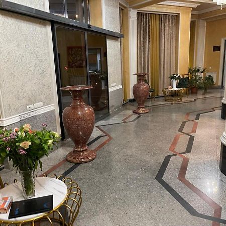 Joy Hotel Yerevan Exterior photo