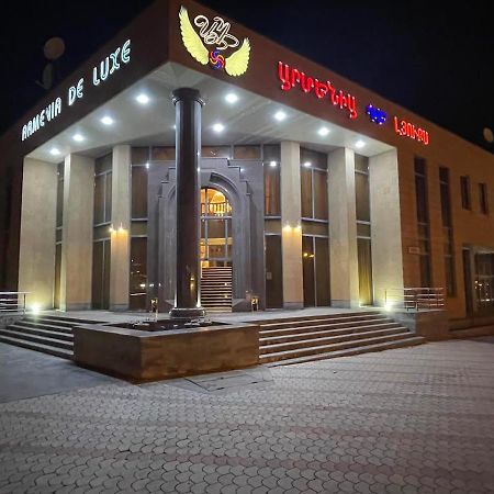 Joy Hotel Yerevan Exterior photo