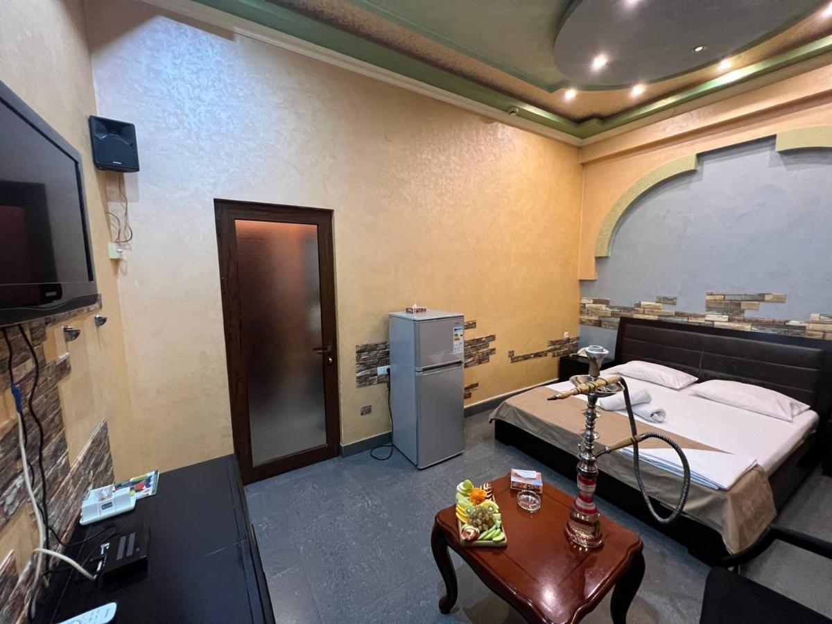 Joy Hotel Yerevan Exterior photo